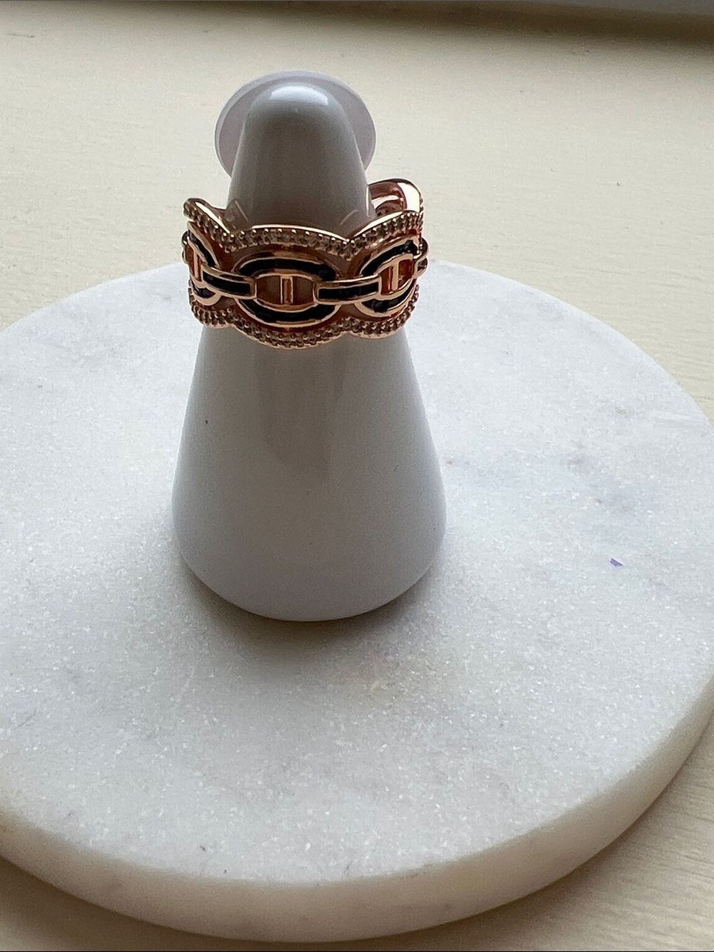 bp Rose Gold Chain-Link Decorative Band Ring